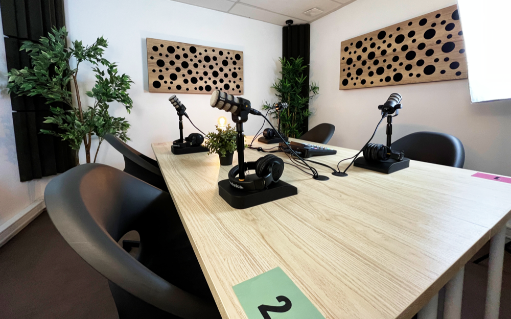 Studiomatic Paris Bastille — studio podcast professionnel en libre-service Paris 11e